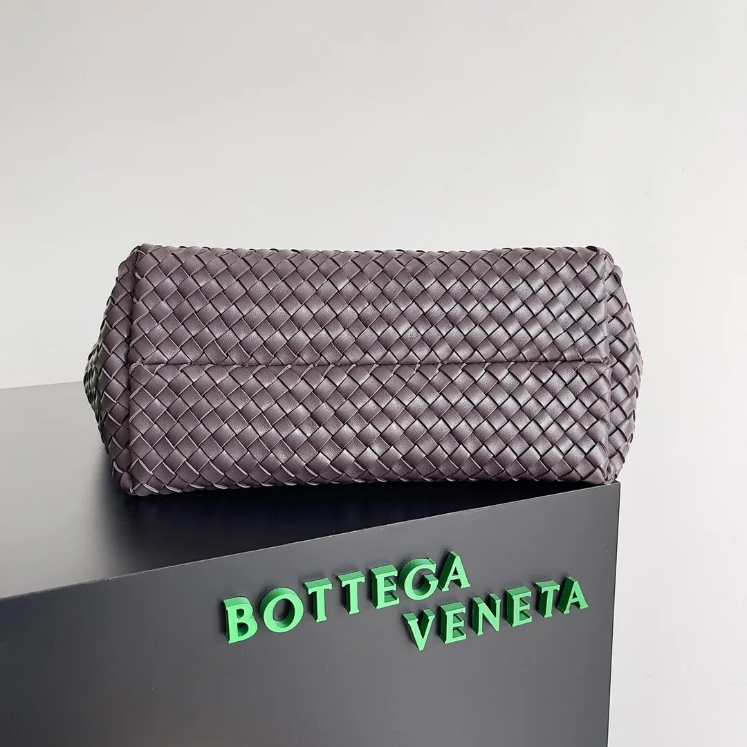 All categories 💚 Authentic bags 💚 BV 2025 new BV handbags